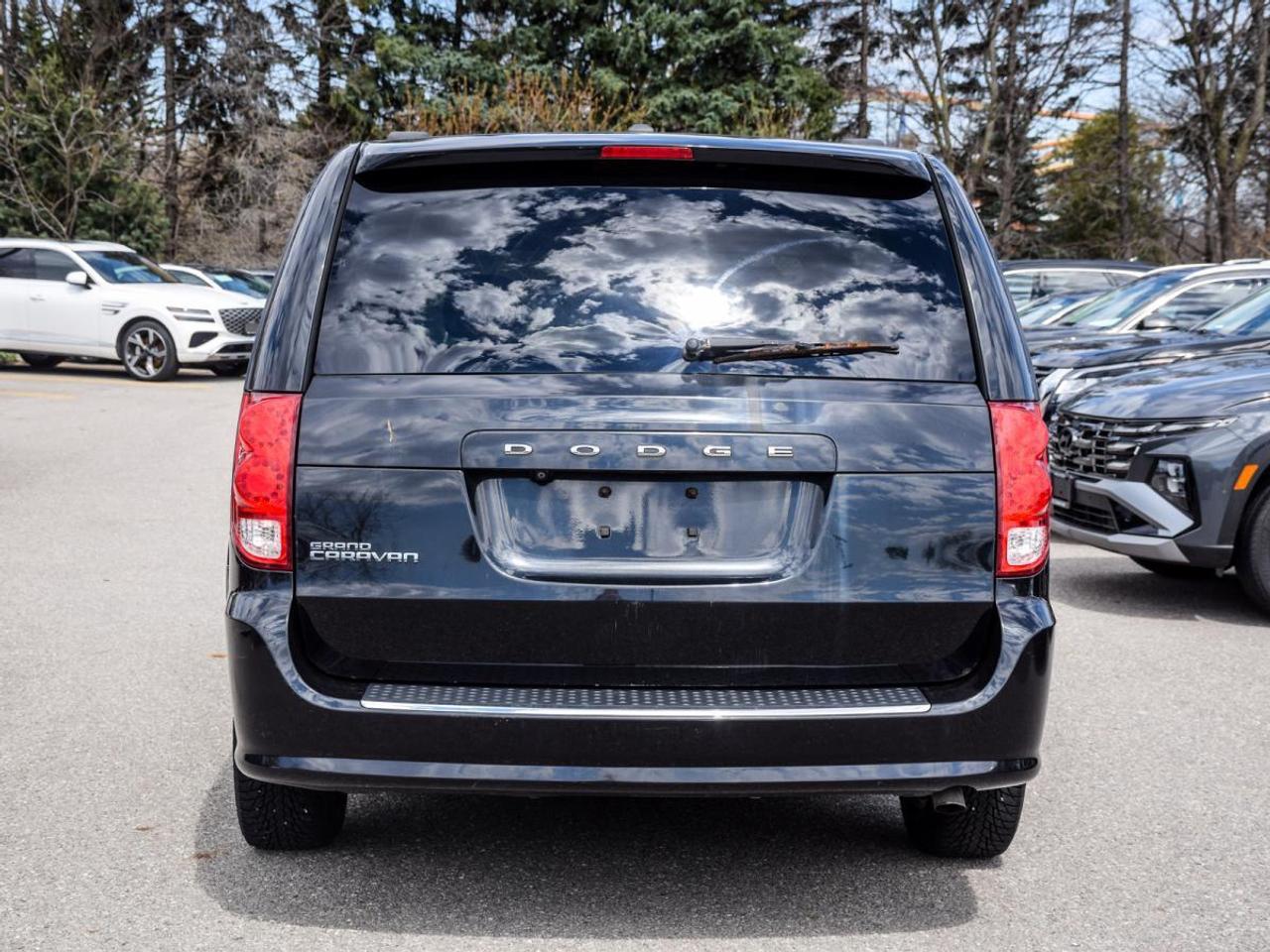 2016 Dodge Grand Caravan SXT Premium Plus   AS-IS, YOU CERTIFY YOU SAVE Photo4