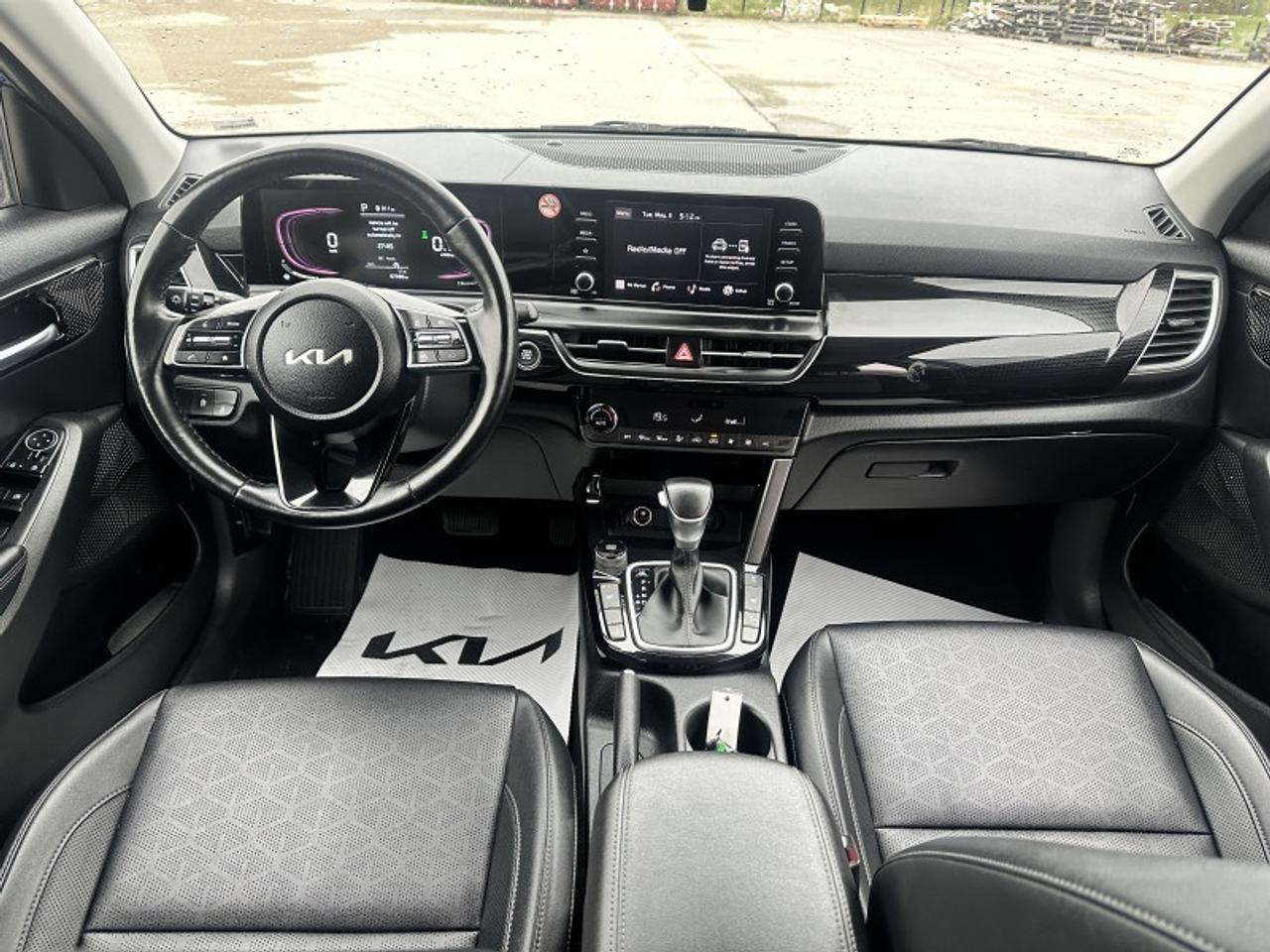 2024 Kia Seltos EX Photo