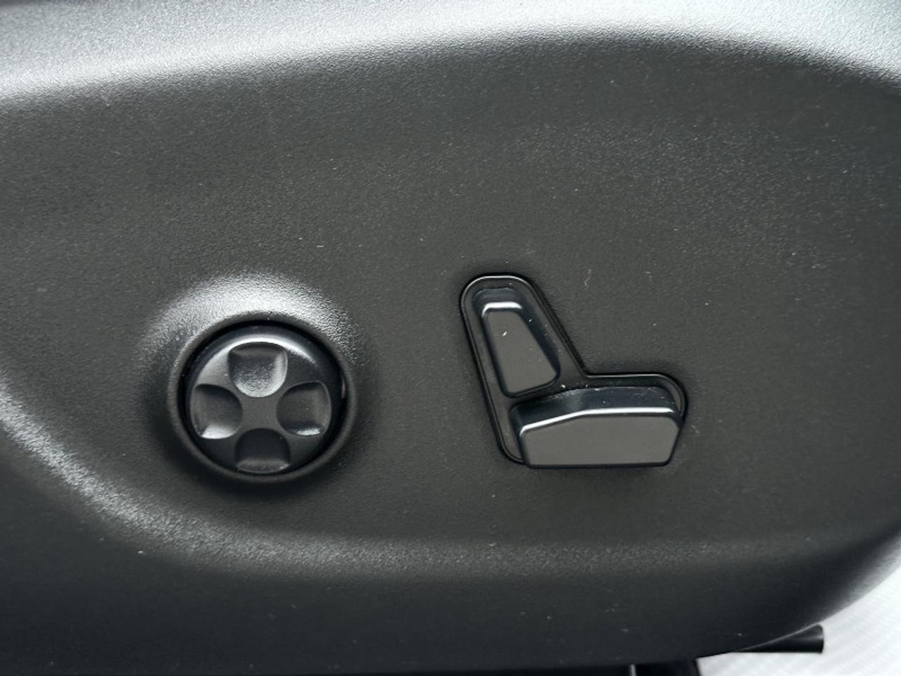 2021 Jeep Cherokee Trailhawk Photo4