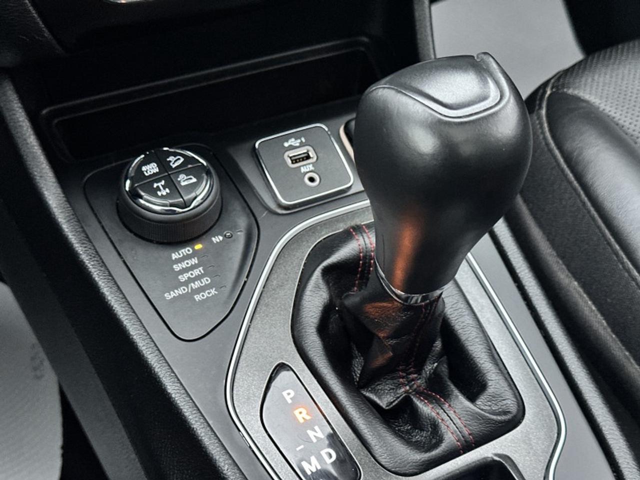 2021 Jeep Cherokee Trailhawk Photo