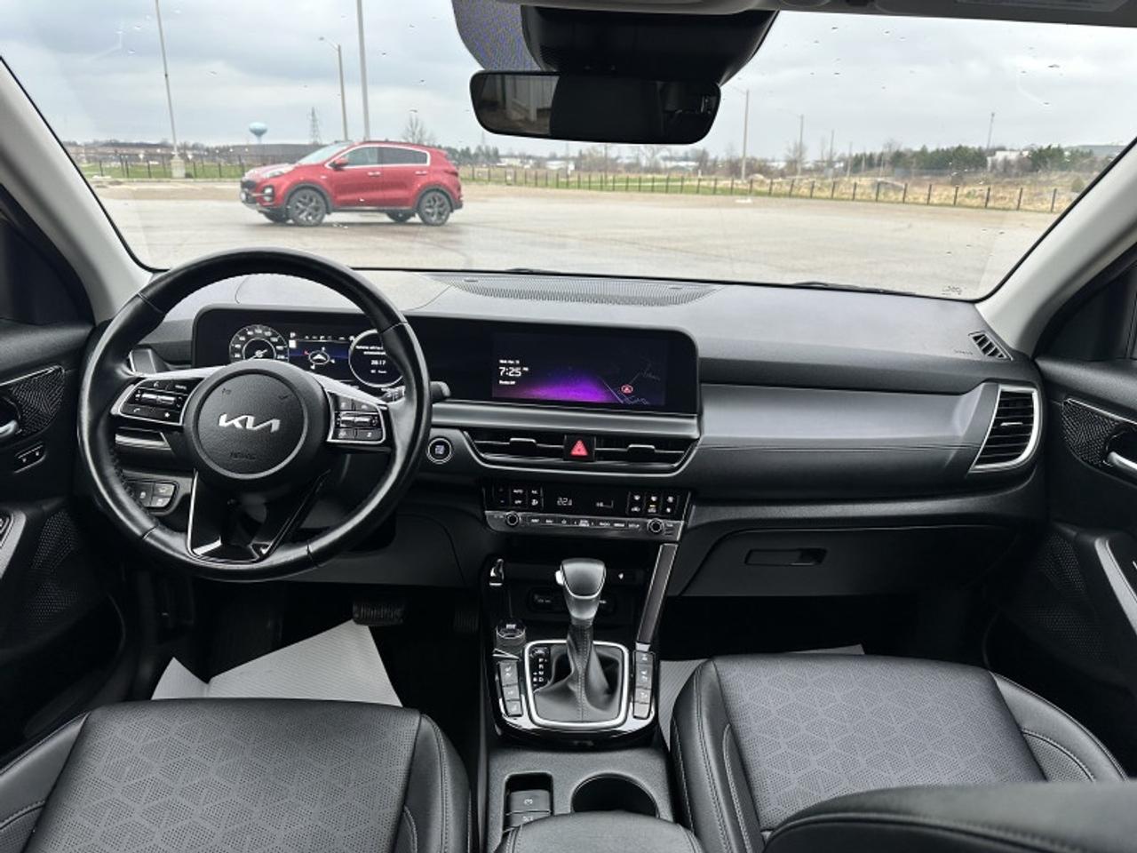 2024 Kia Seltos EX PREMIUM Photo