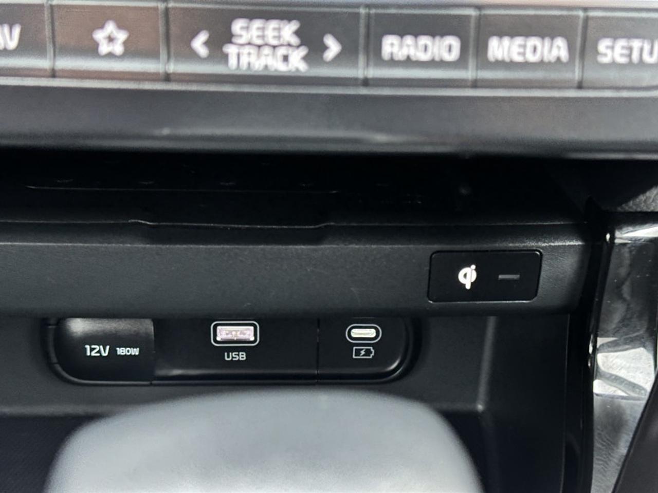 2024 Kia Seltos EX PREMIUM Photo