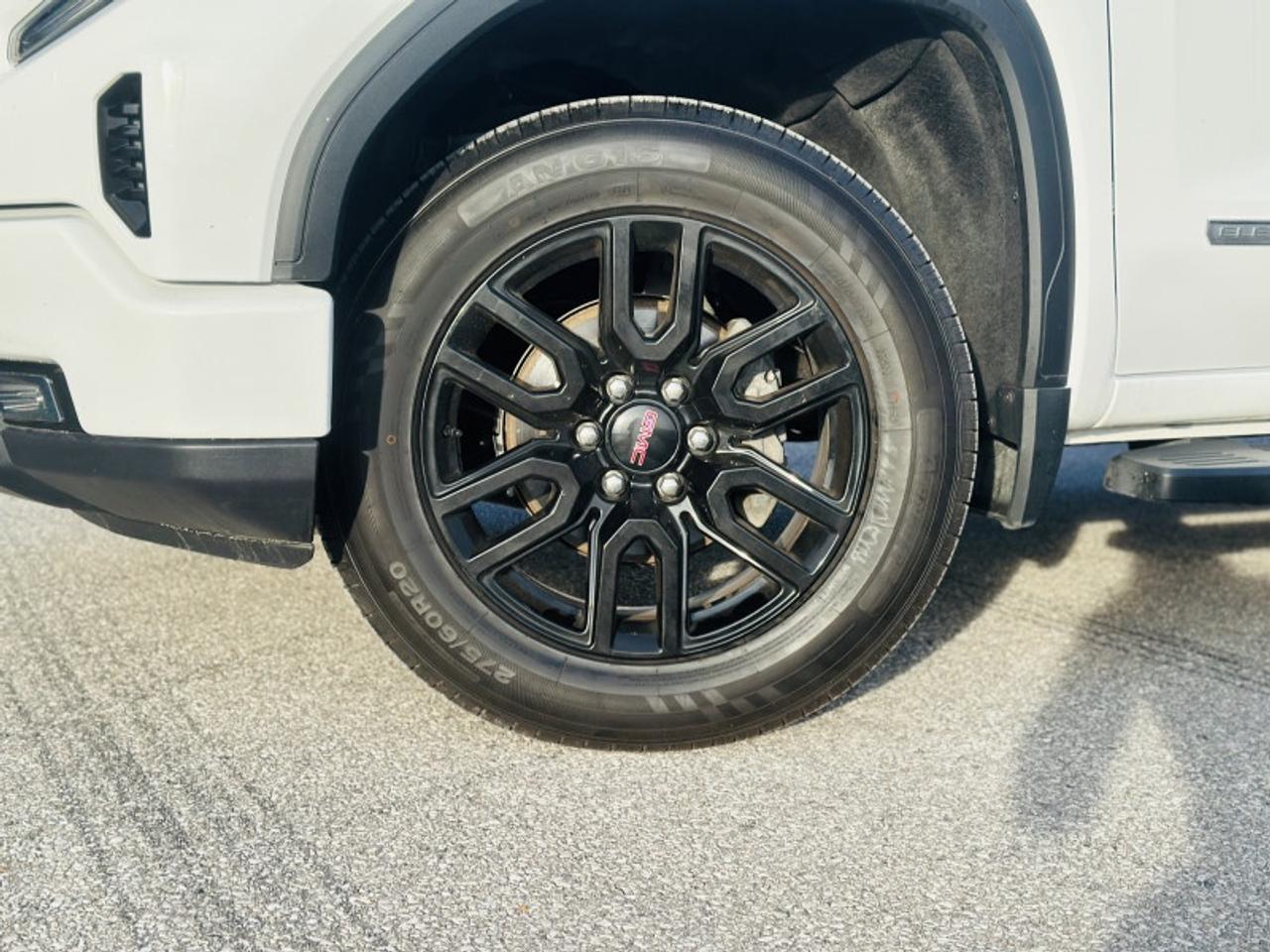 2024 GMC Sierra 1500 ELEVATION Photo