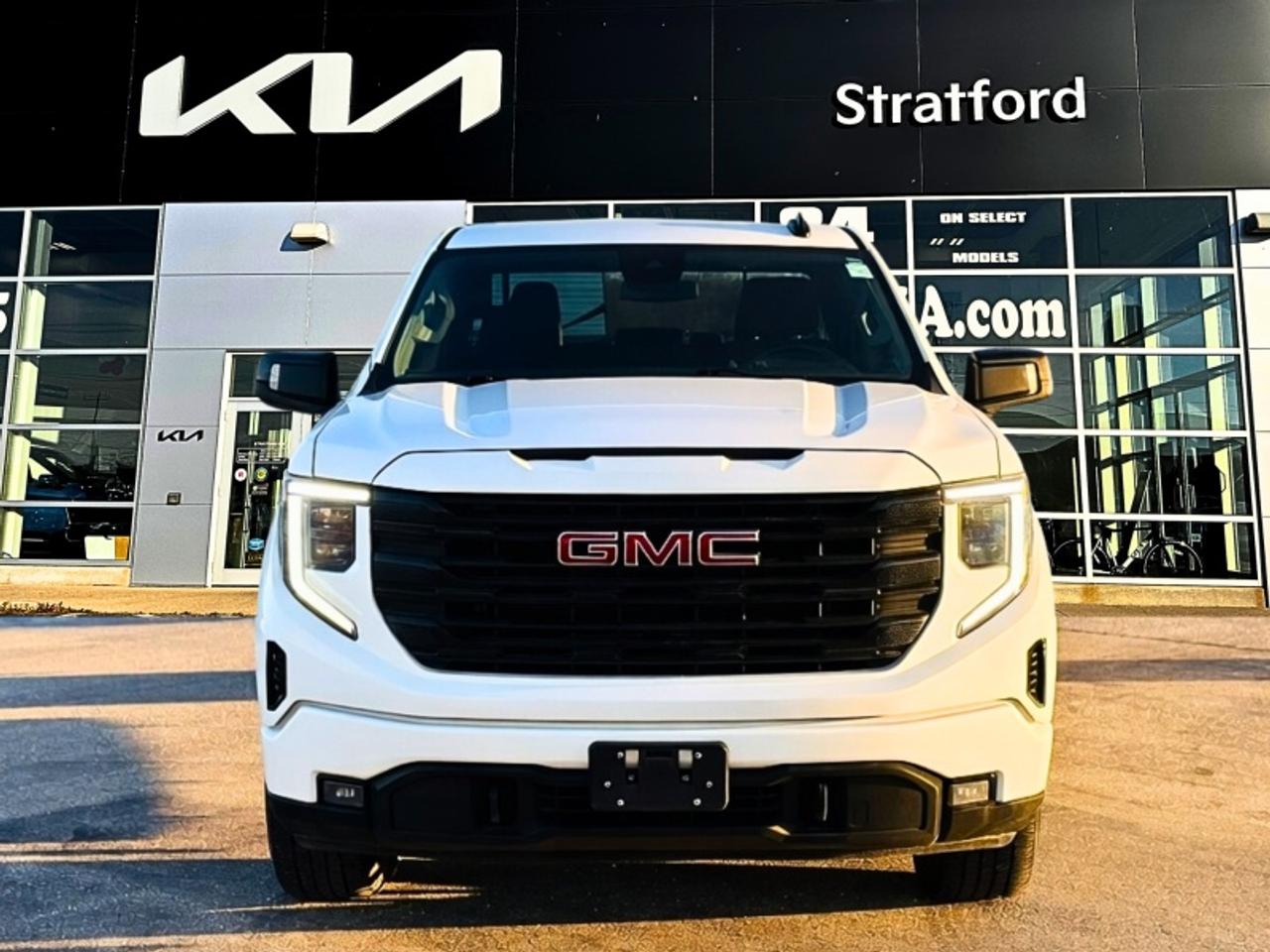 Used 2024 GMC Sierra 1500 ELEVATION for sale in Stratford, ON