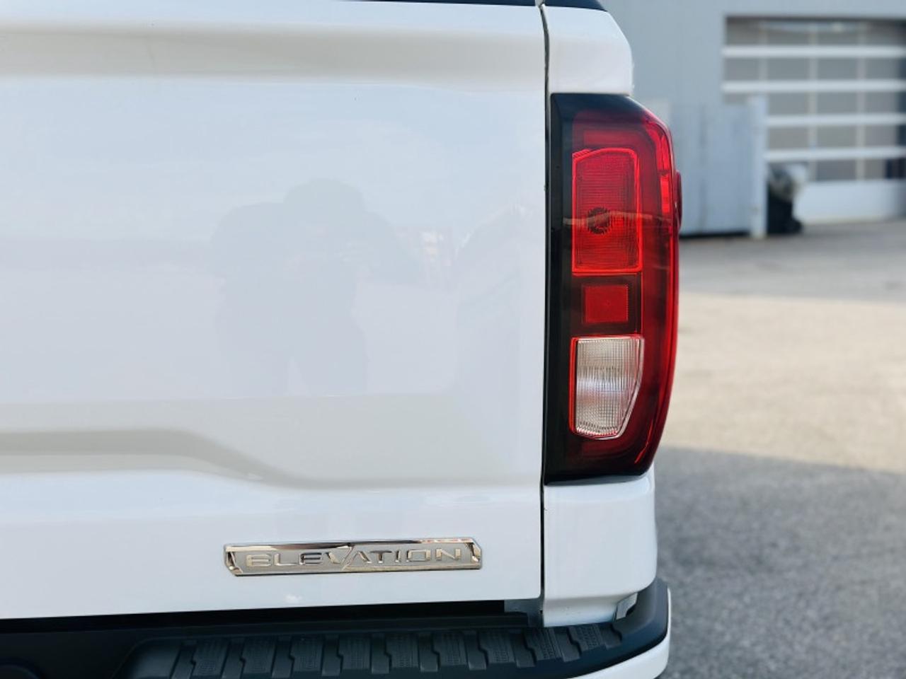 2024 GMC Sierra 1500 ELEVATION Photo