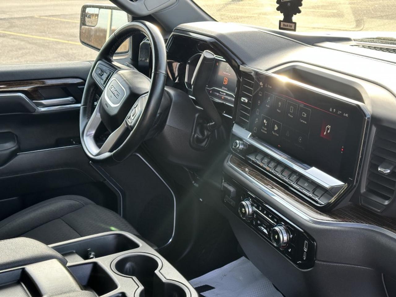 2024 GMC Sierra 1500 ELEVATION Photo