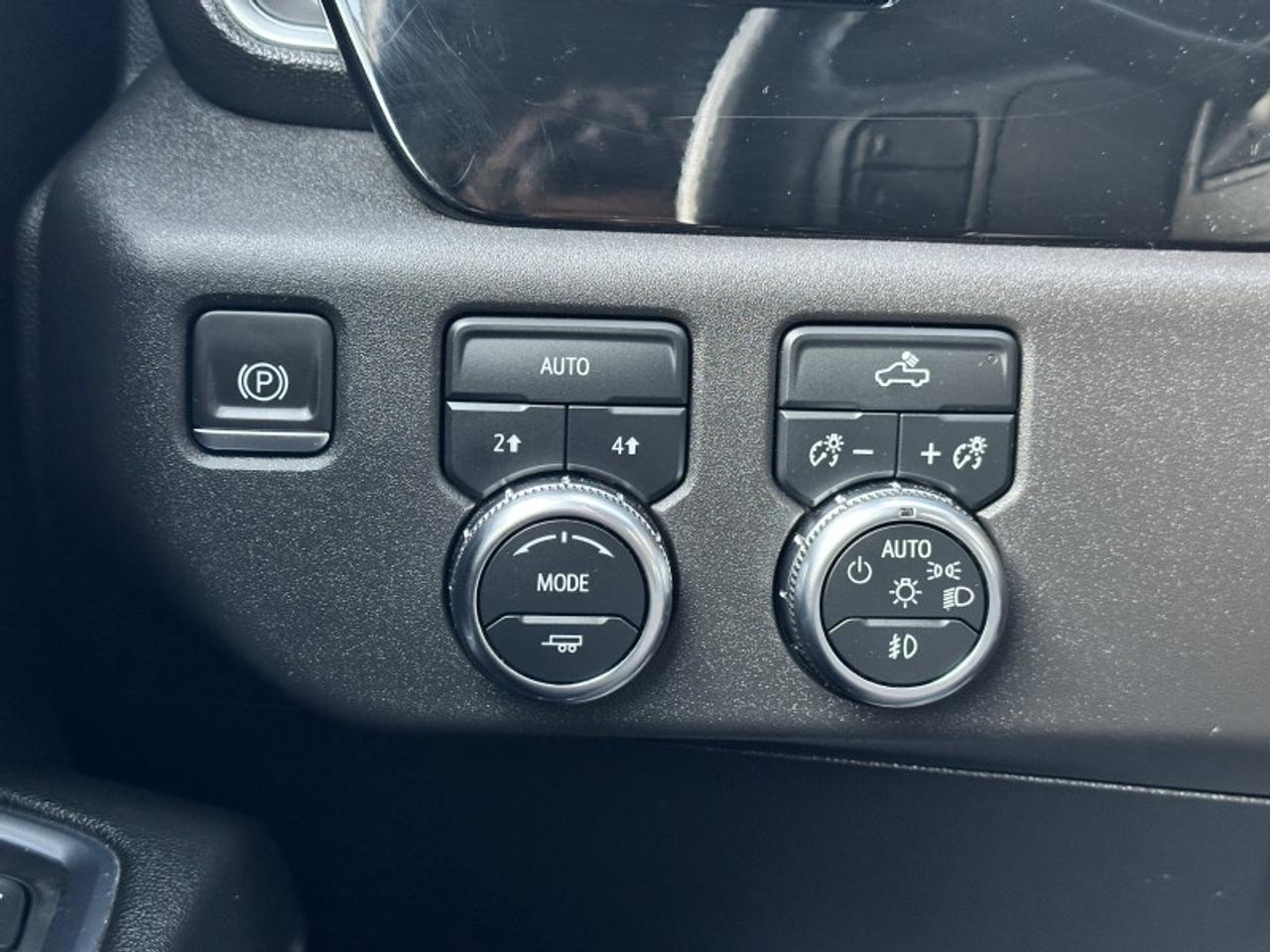 2024 GMC Sierra 1500 ELEVATION Photo