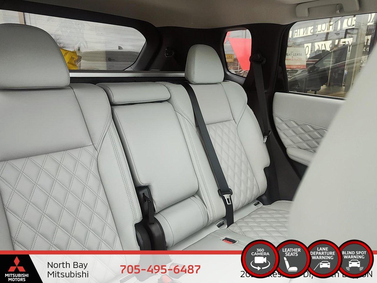 2024 Mitsubishi Outlander SEL Photo