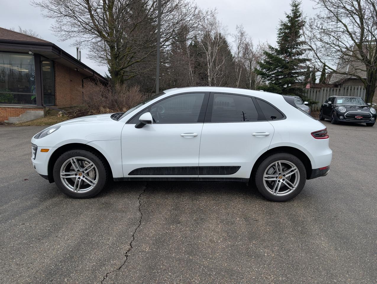 2017 Porsche Macan S 4dr All-Wheel Drive Photo