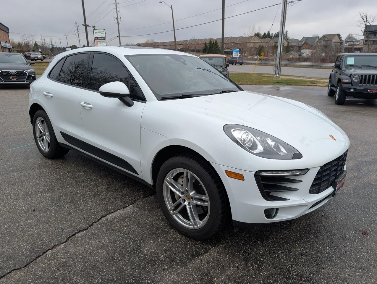 2017 Porsche Macan S 4dr All-Wheel Drive Photo