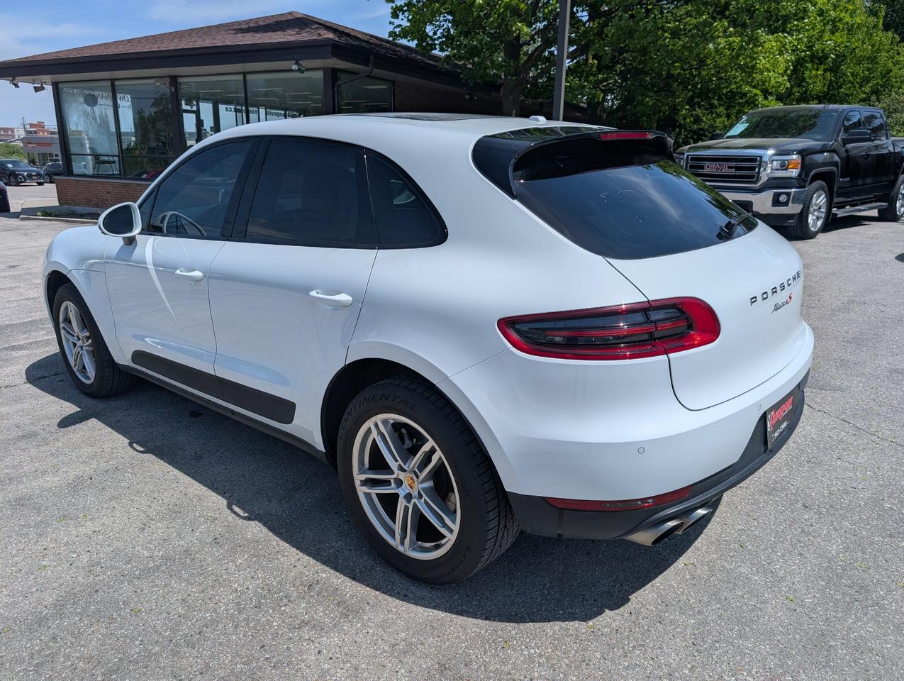 2017 Porsche Macan S 4dr All-Wheel Drive Photo