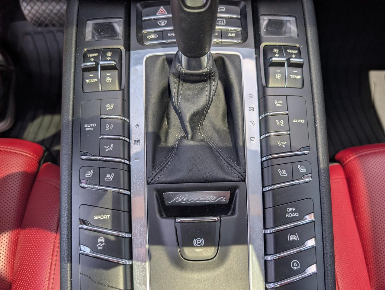 2017 Porsche Macan S 4dr All-Wheel Drive Photo