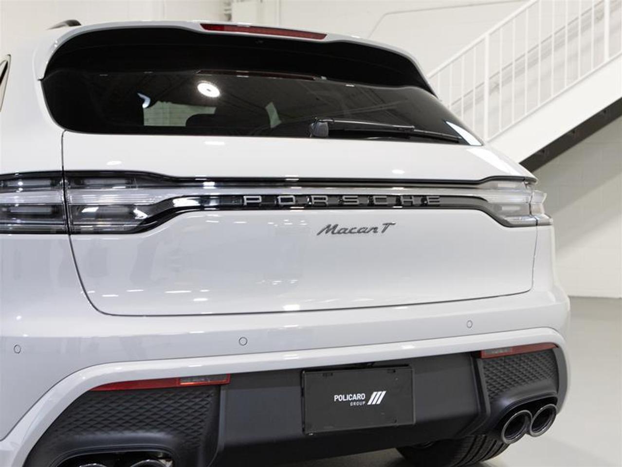 2026 Porsche Macan T AWD Photo