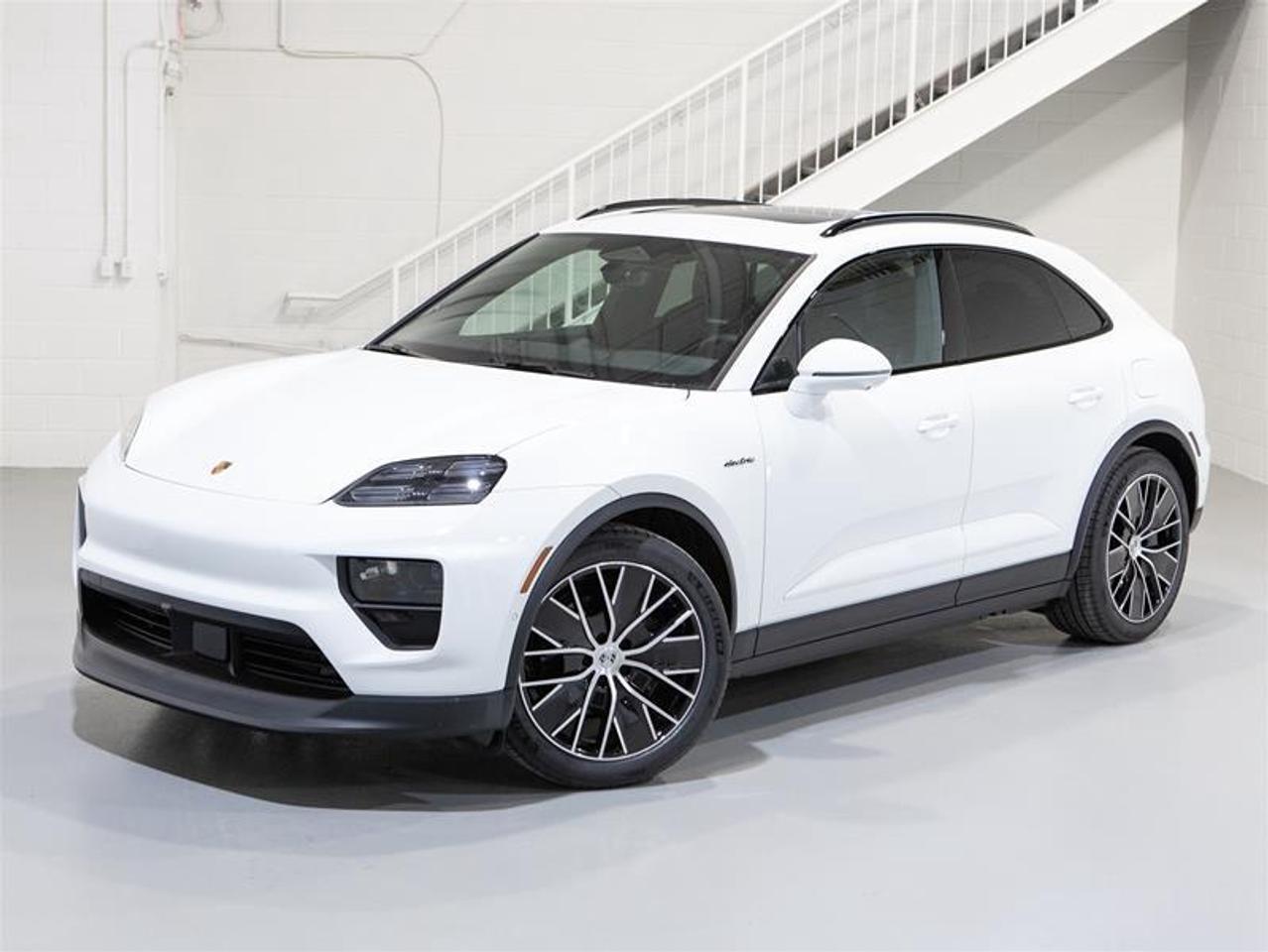 2026 Porsche Macan Electric 4 AWD Photo