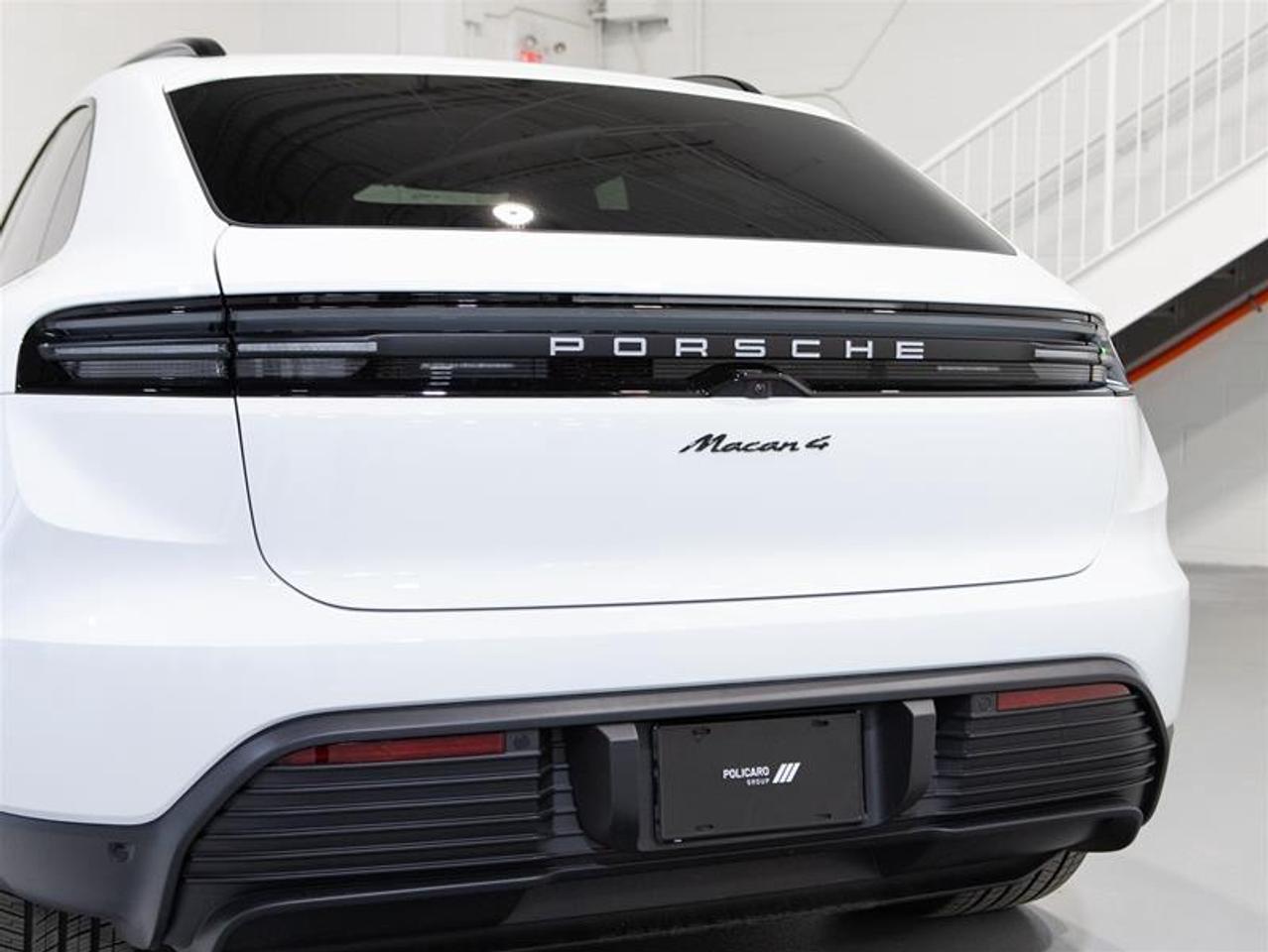 2026 Porsche Macan Electric 4 AWD Photo