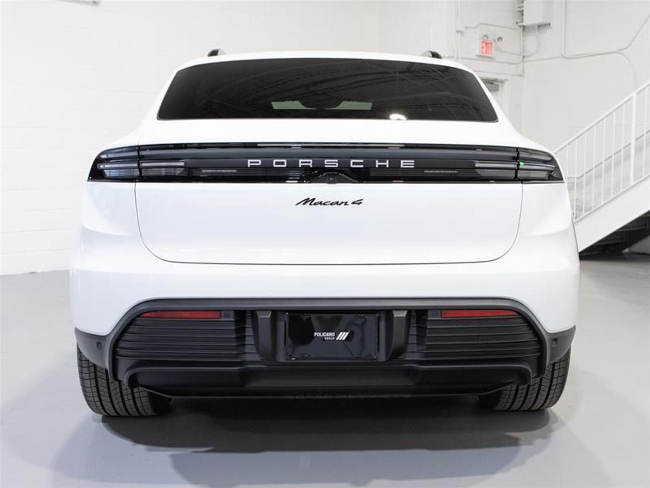 2026 Porsche Macan Electric 4 AWD Photo