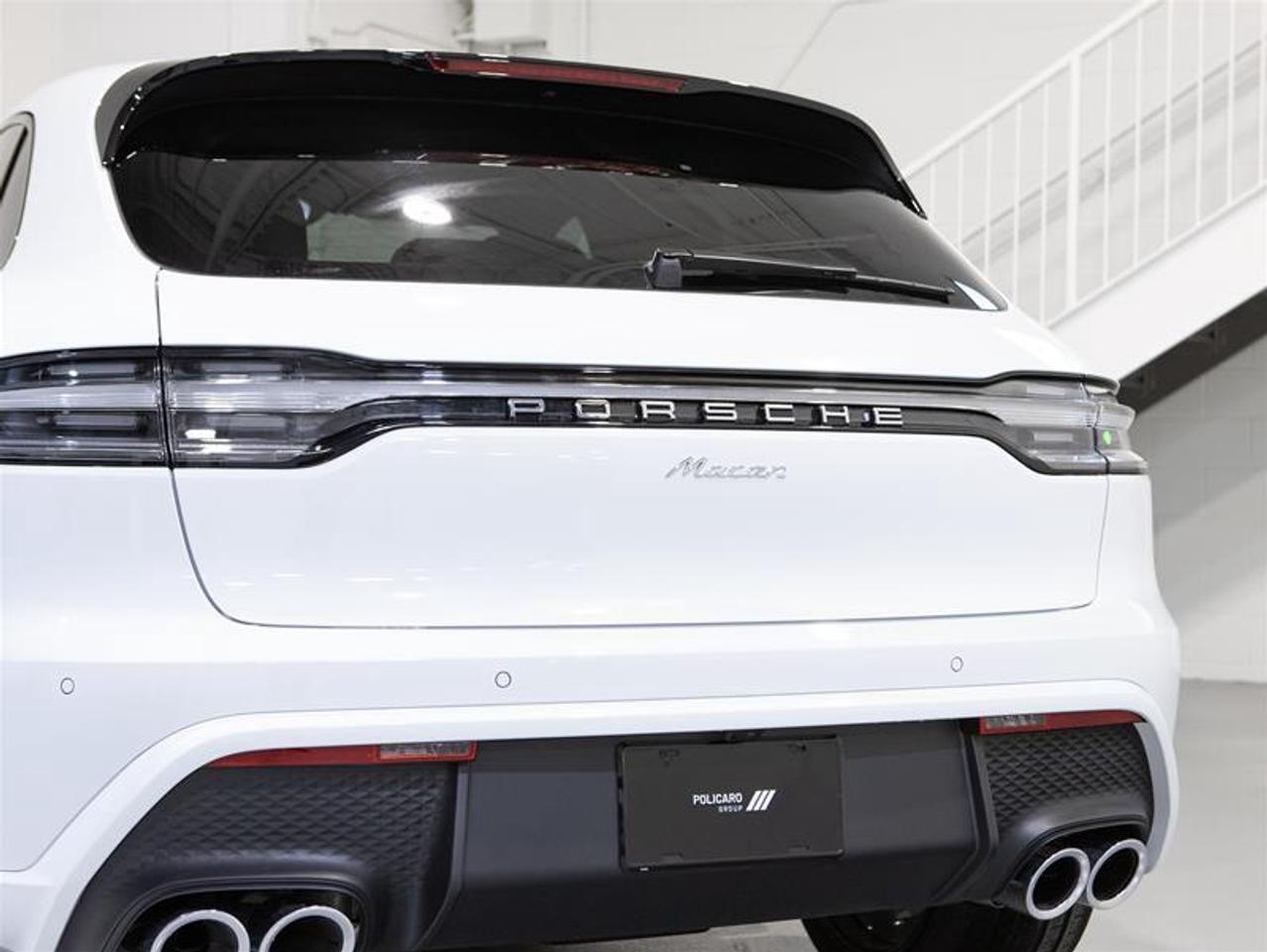 2026 Porsche Macan AWD Photo