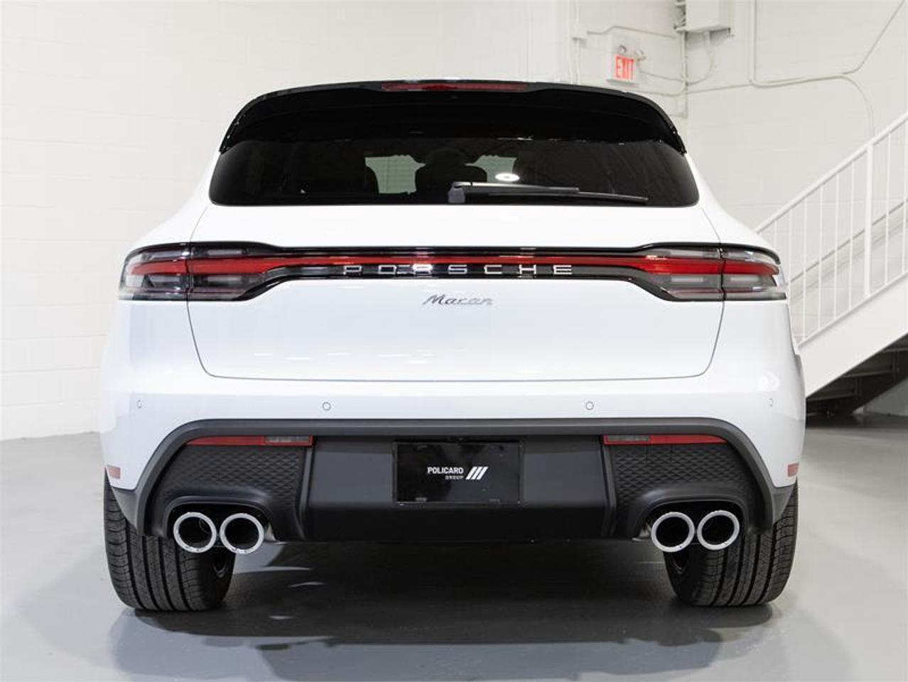 2026 Porsche Macan AWD Photo