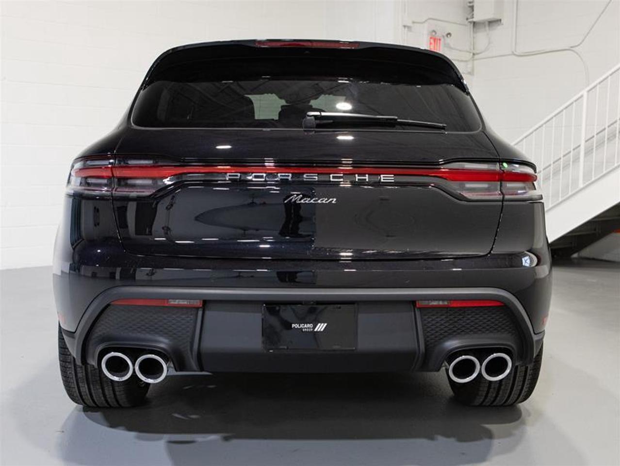 2026 Porsche Macan AWD Photo