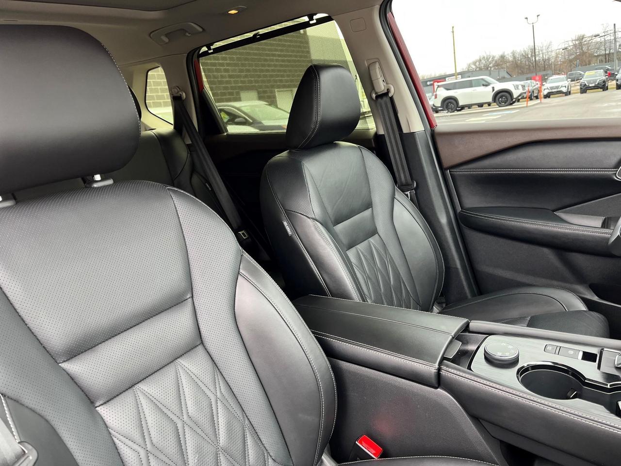 2023 Nissan Rogue Platinum 4dr All-Wheel Drive Sport Utility Photo