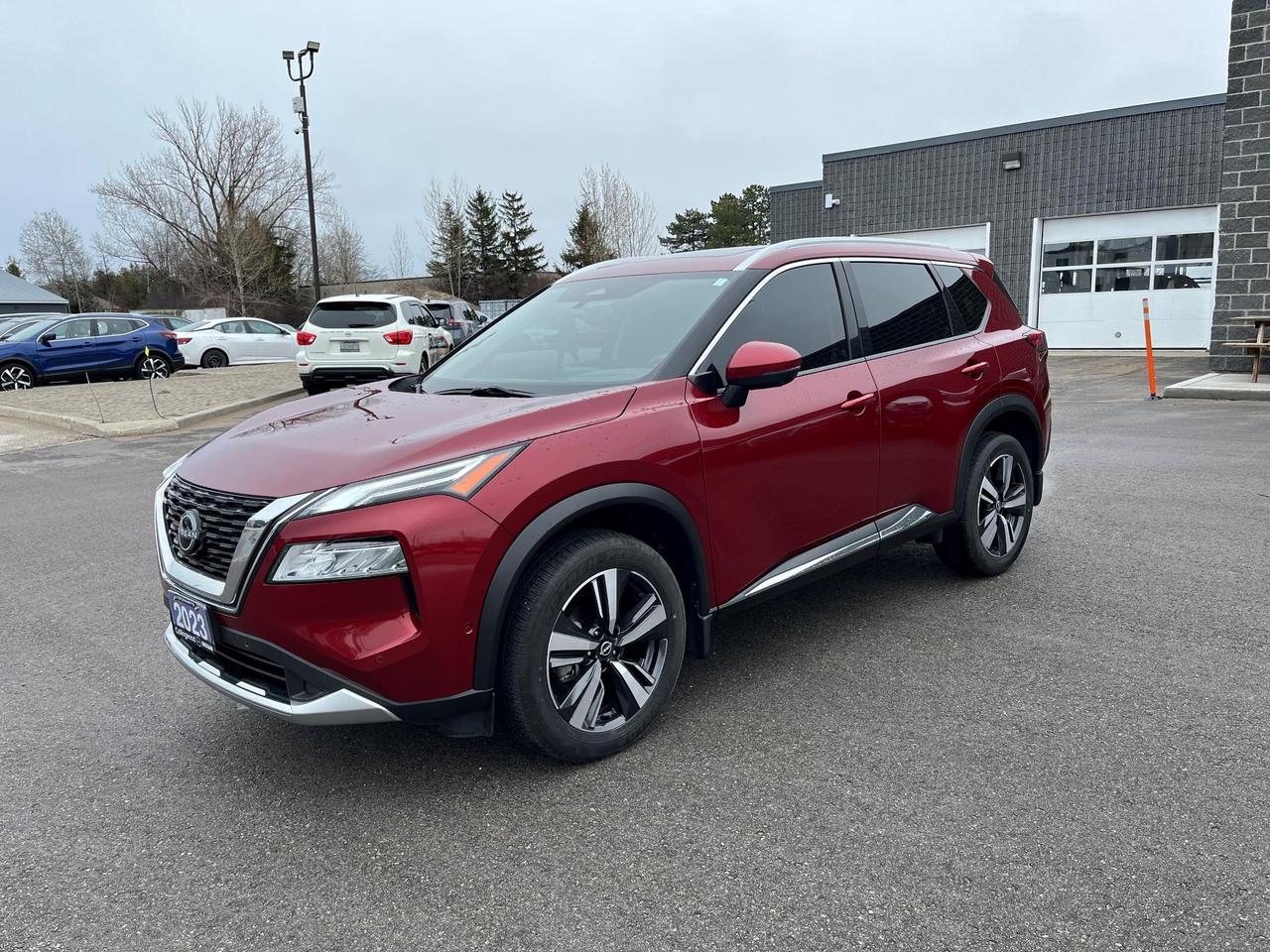 2023 Nissan Rogue Platinum 4dr All-Wheel Drive Sport Utility Photo2