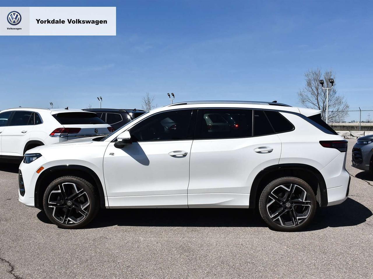 2025 Volkswagen Tiguan 4Motion Photo