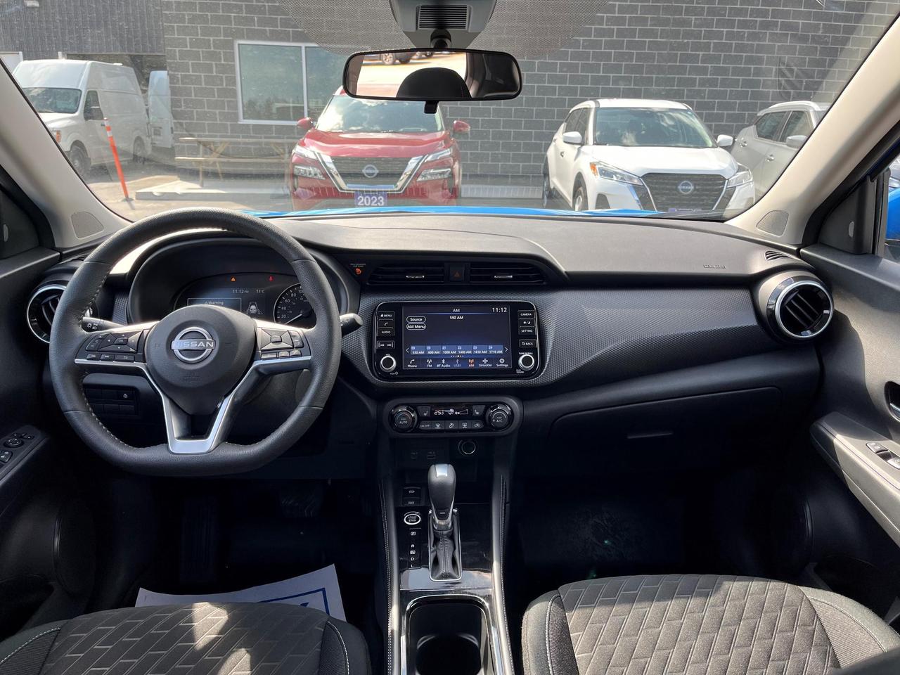 2025 Nissan Kicks Play SV 4dr Front-Wheel Drive Photo