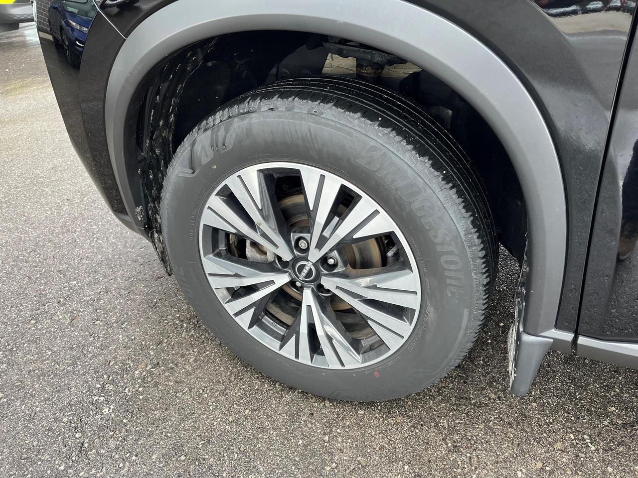 2023 Nissan Rogue SV AWD Photo