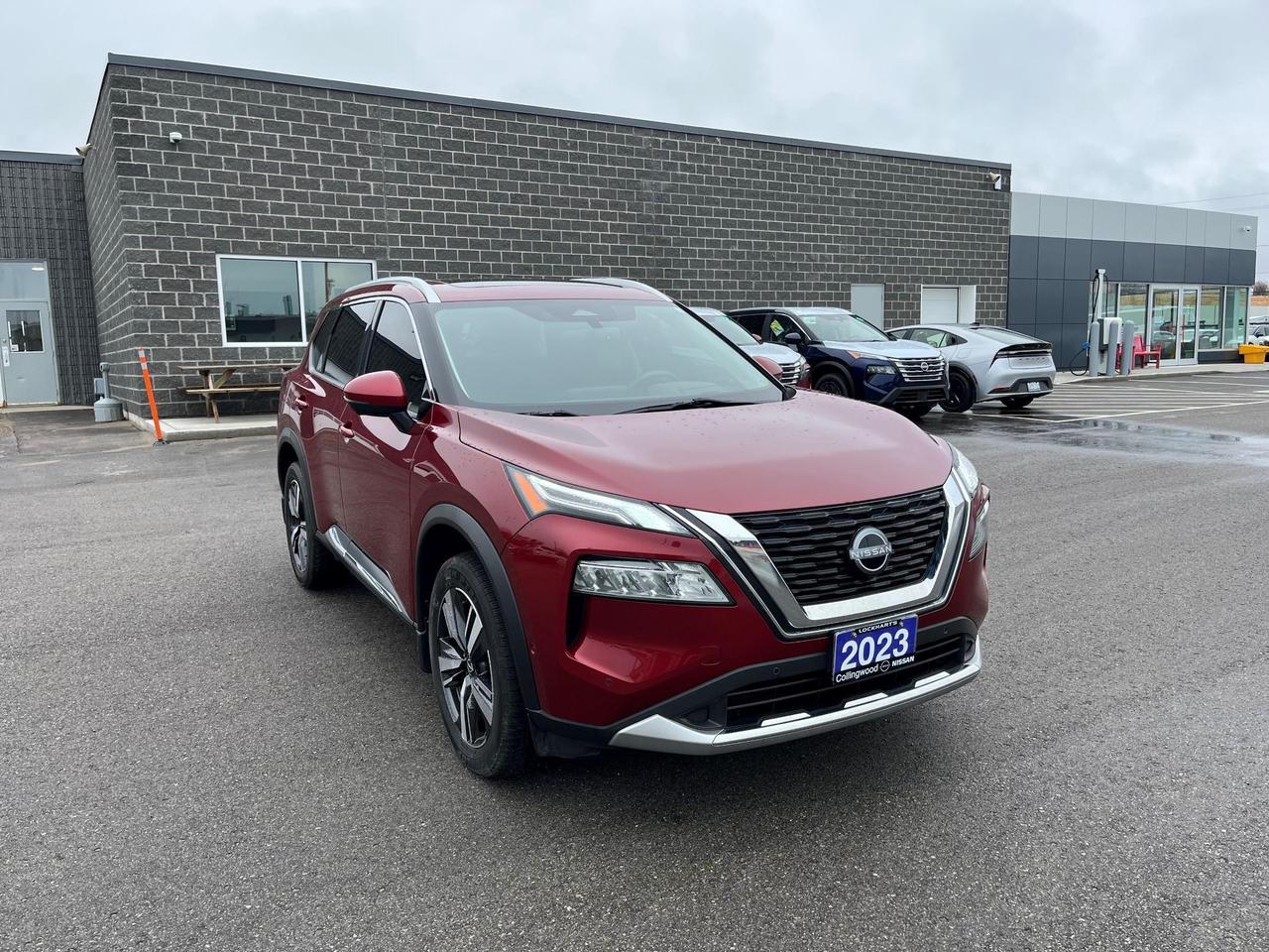 2023 Nissan Rogue Platinum AWD Photo0