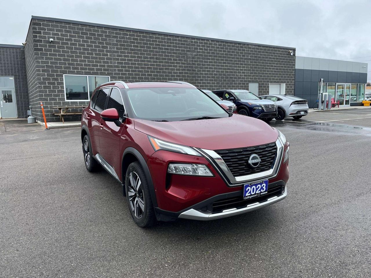 2023 Nissan Rogue Platinum AWD Photo0