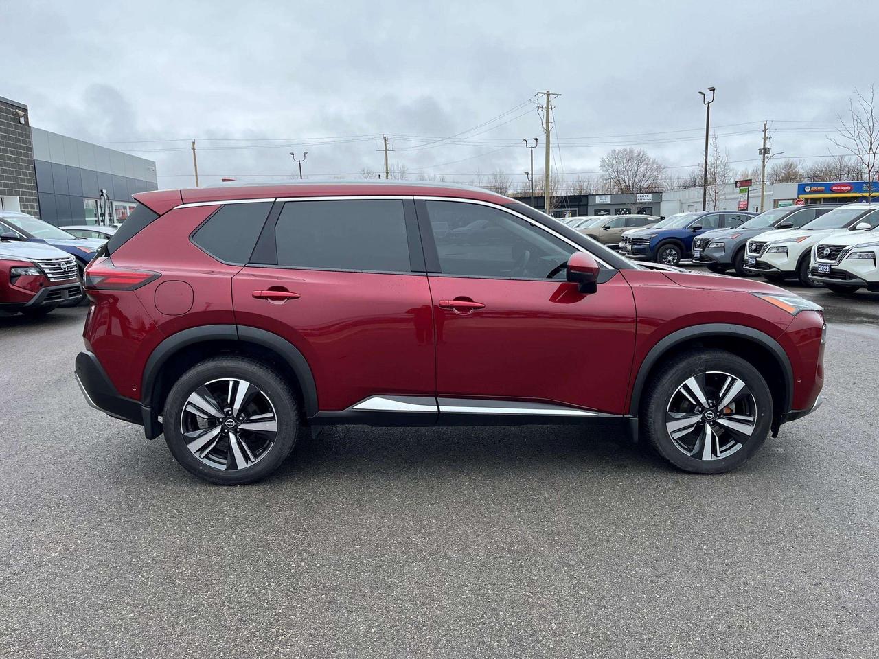 2023 Nissan Rogue Platinum AWD Photo