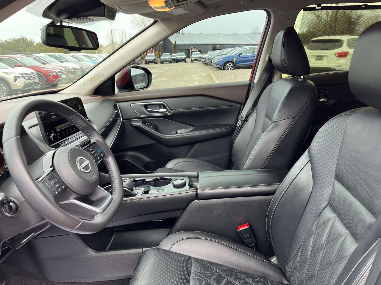 2023 Nissan Rogue Platinum AWD Photo