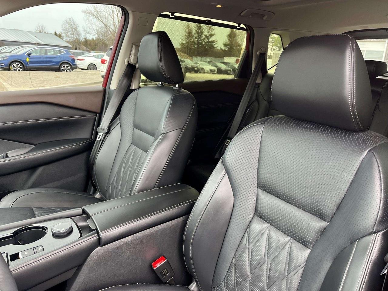 2023 Nissan Rogue Platinum AWD Photo