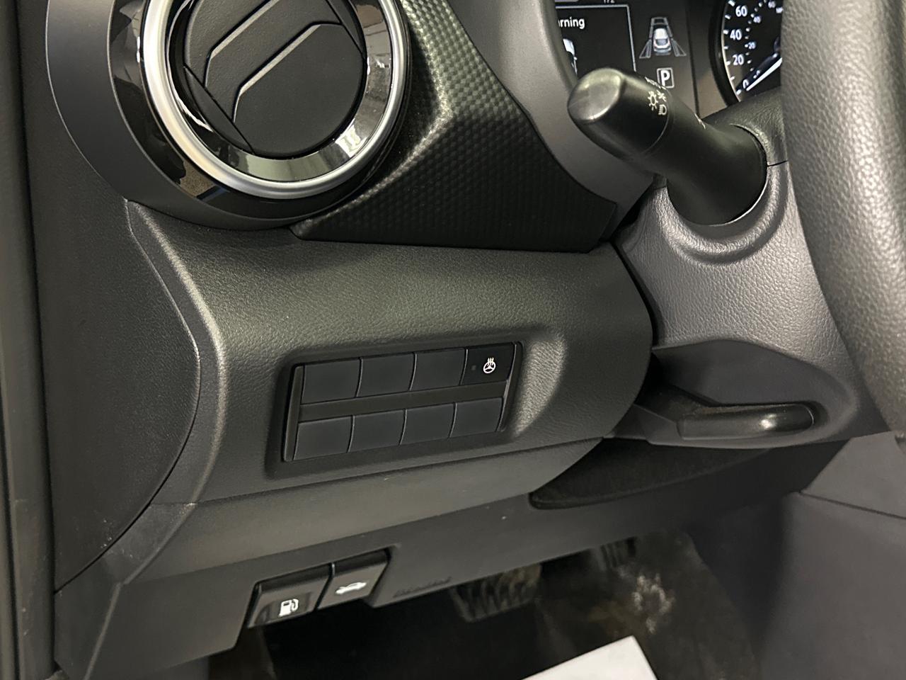 2024 Nissan Kicks SV 4dr Front-Wheel Drive Photo