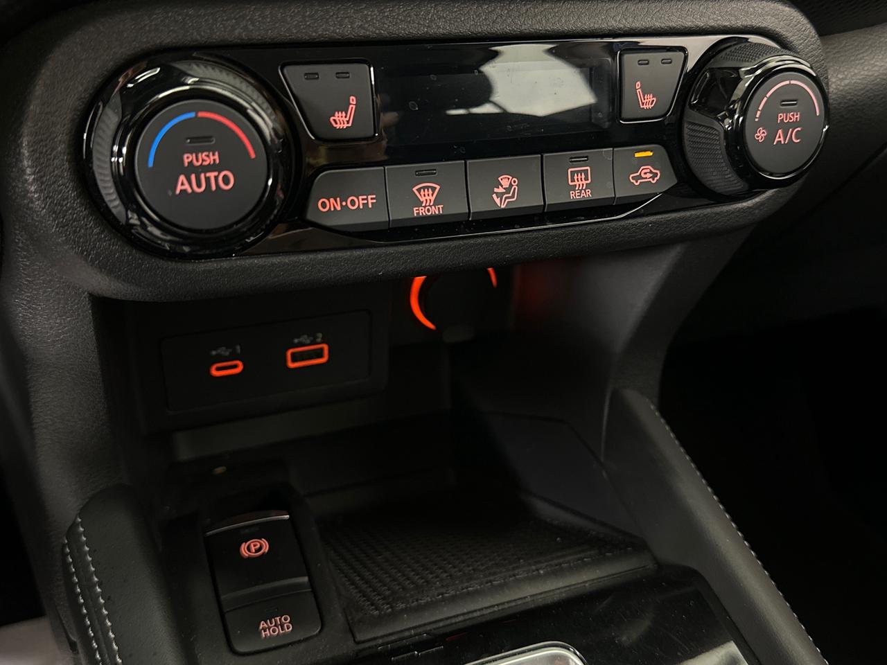 2024 Nissan Kicks SV 4dr Front-Wheel Drive Photo