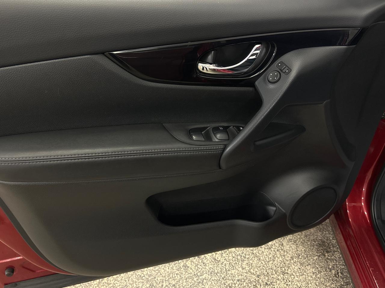 2022 Nissan Qashqai SV 4dr Front-wheel Drive Photo