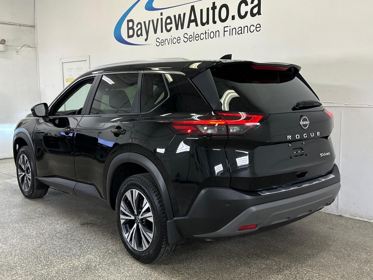2023 Nissan Rogue SV Moonroof 4dr All-Wheel Drive Sport Utility Photo4
