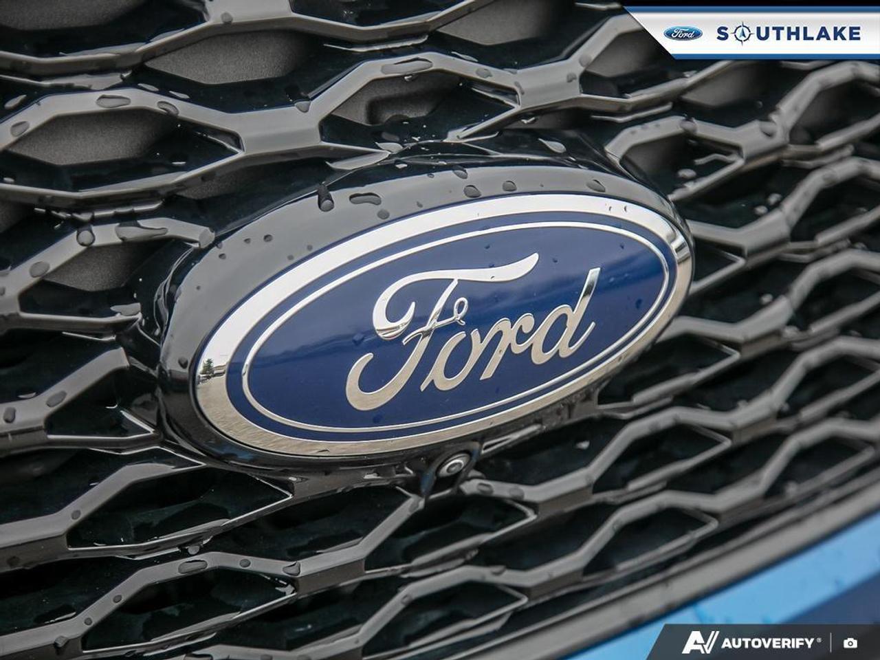 2022 Ford Explorer ST 4dr 4x4 Photo