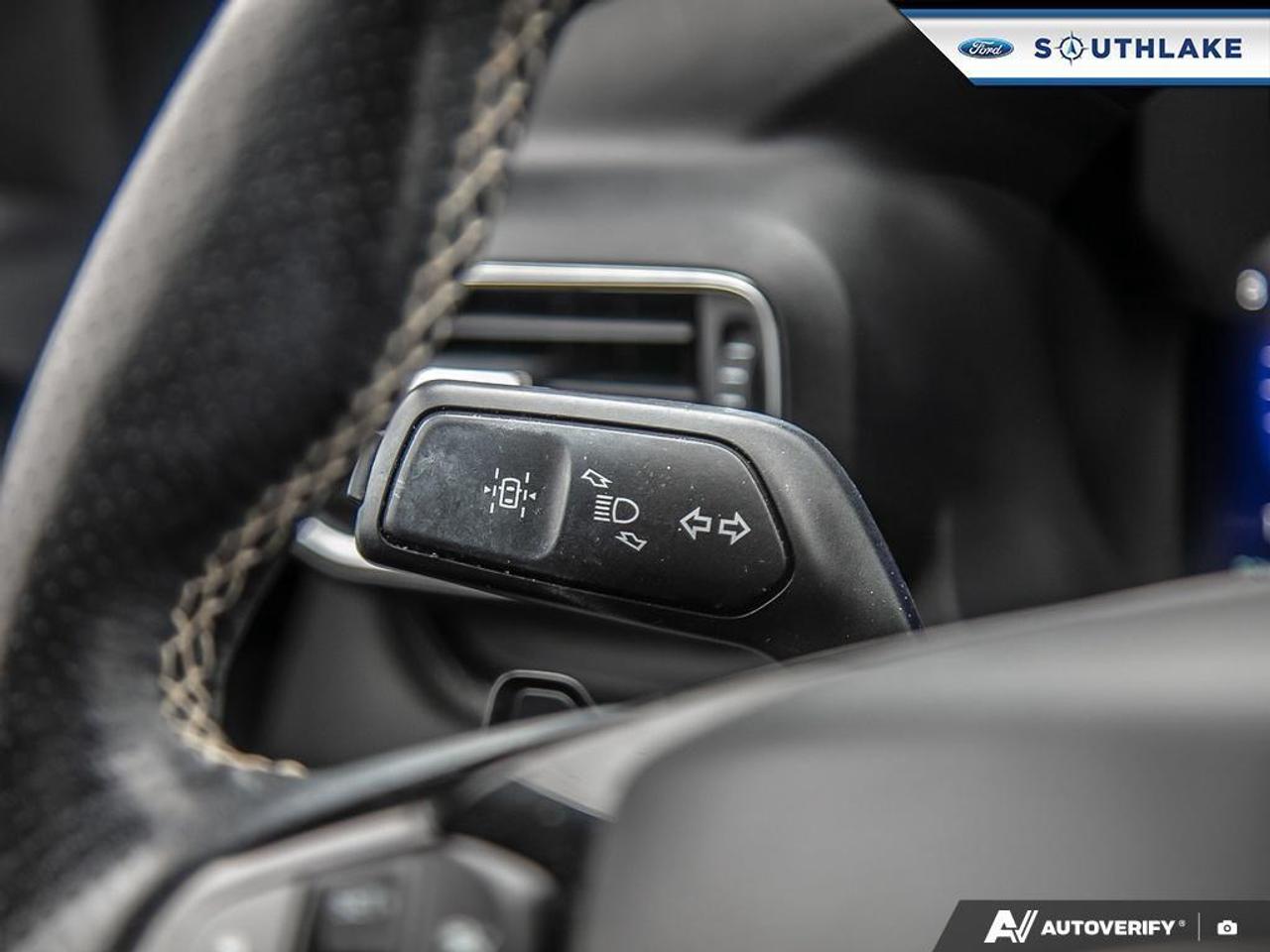 2022 Ford Explorer ST 4dr 4x4 Photo