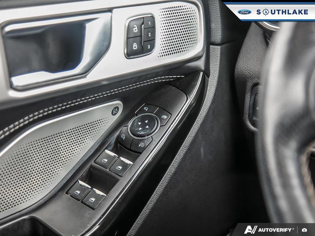 2022 Ford Explorer ST 4dr 4x4 Photo