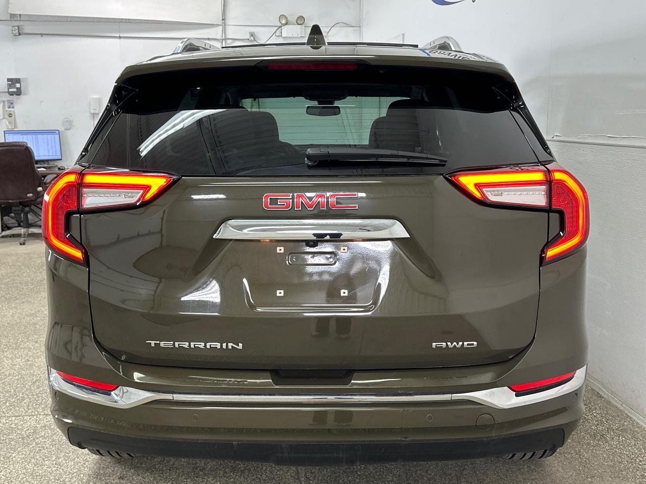 2023 GMC Terrain Denali All-Wheel Drive Photo