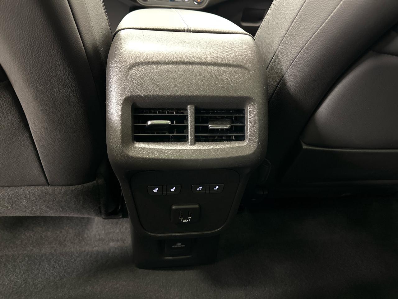 2023 GMC Terrain Denali All-Wheel Drive Photo