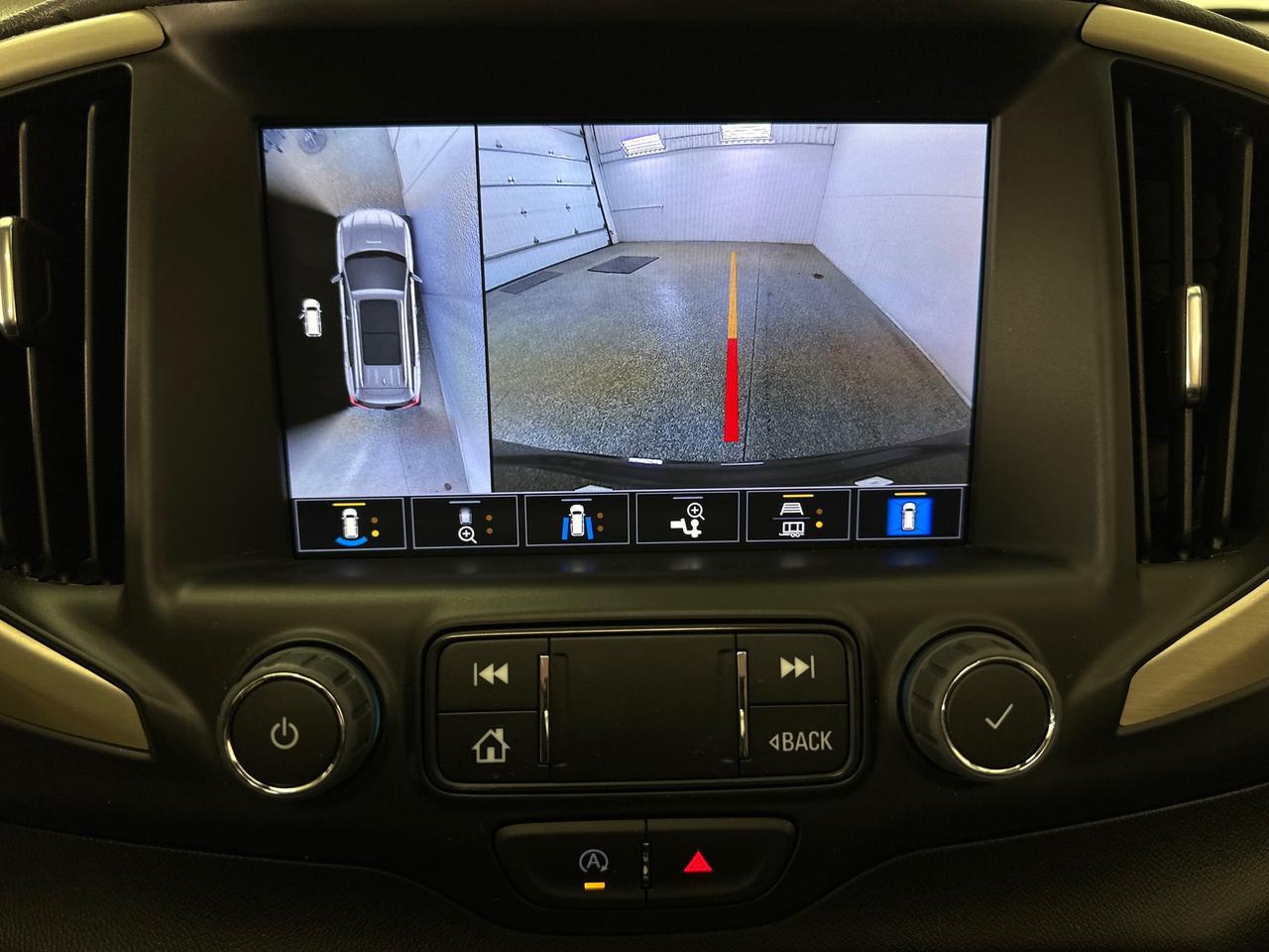 2023 GMC Terrain Denali All-Wheel Drive Photo