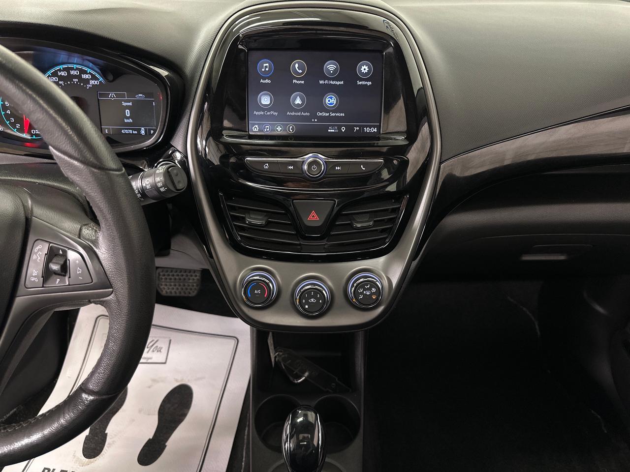 2022 Chevrolet Spark 2LT CVT 4dr Hatchback Photo