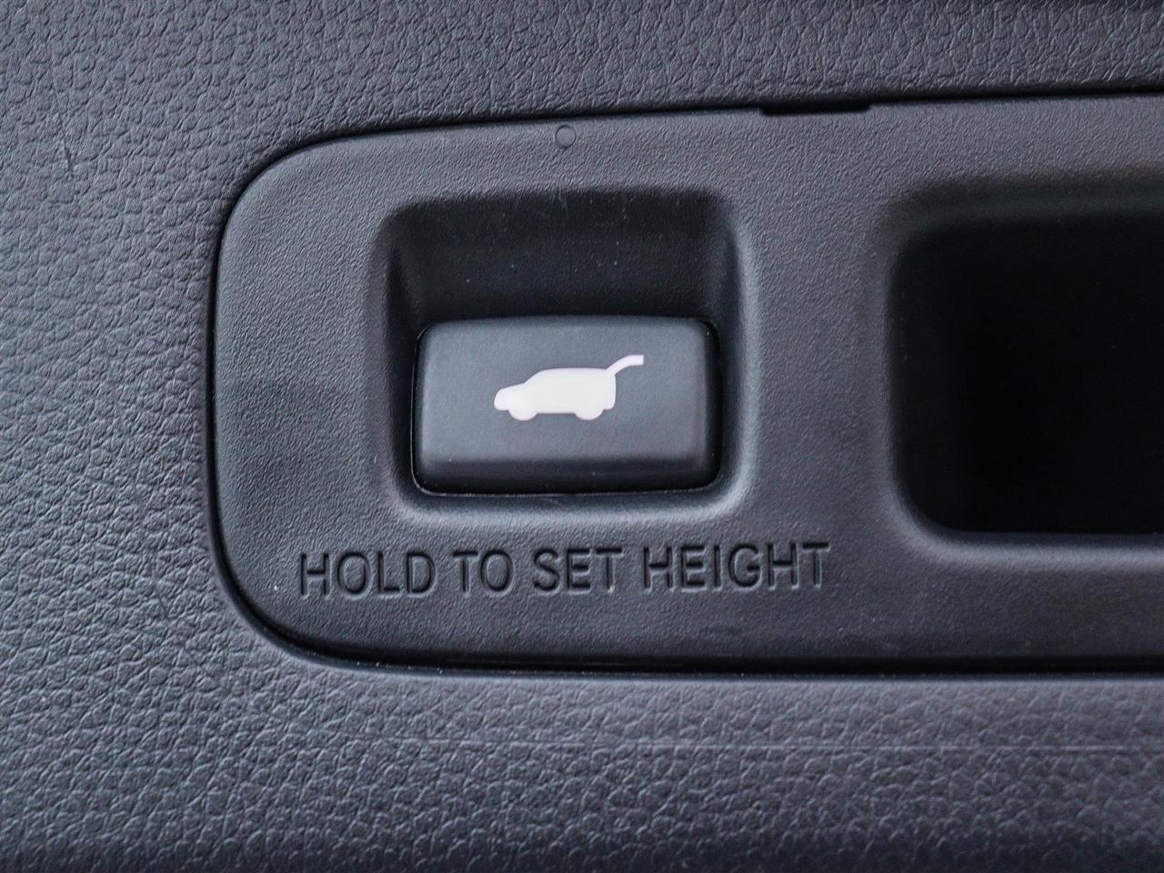 2024 Honda CR-V Hybrid Touring 4dr All-Wheel Drive Photo