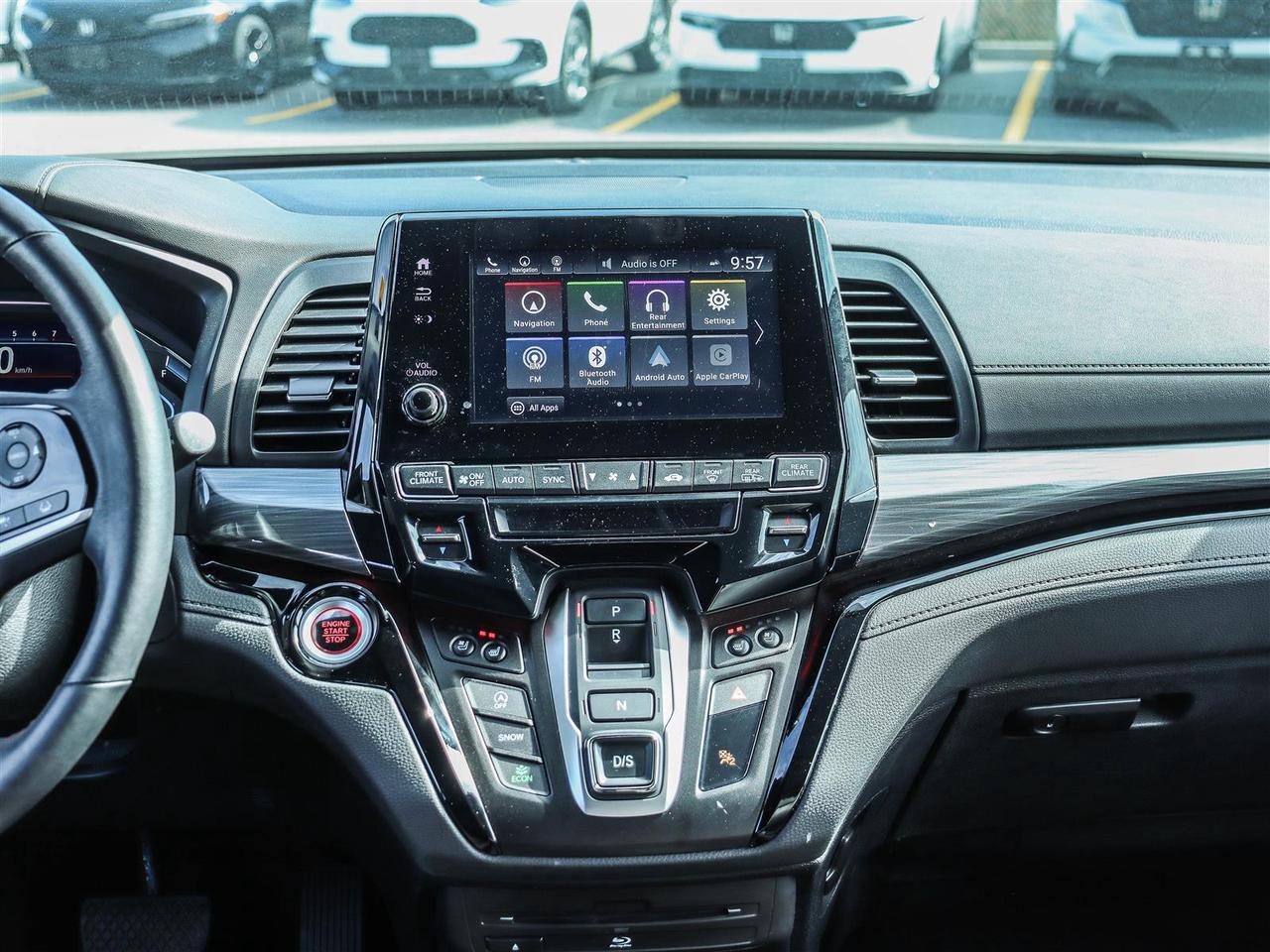 2023 Honda Odyssey Black Edition Passenger Van Photo