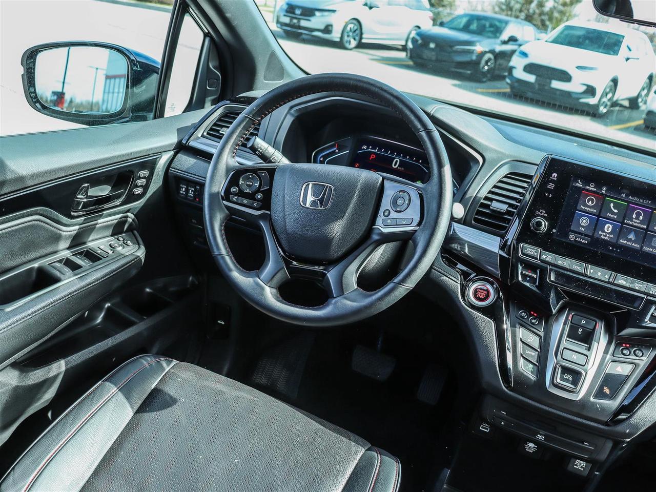 2023 Honda Odyssey Black Edition Passenger Van Photo