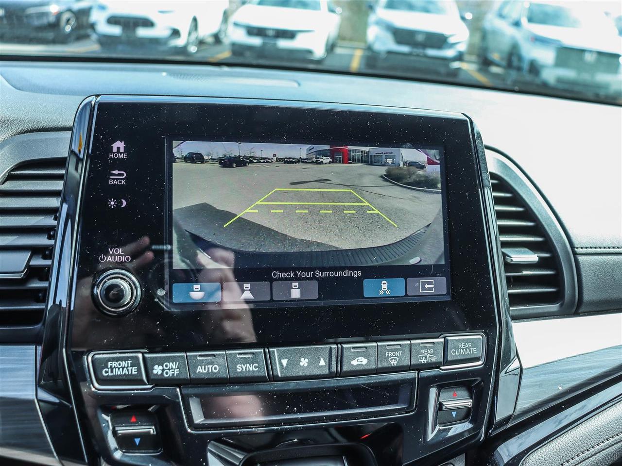 2023 Honda Odyssey Black Edition Passenger Van Photo