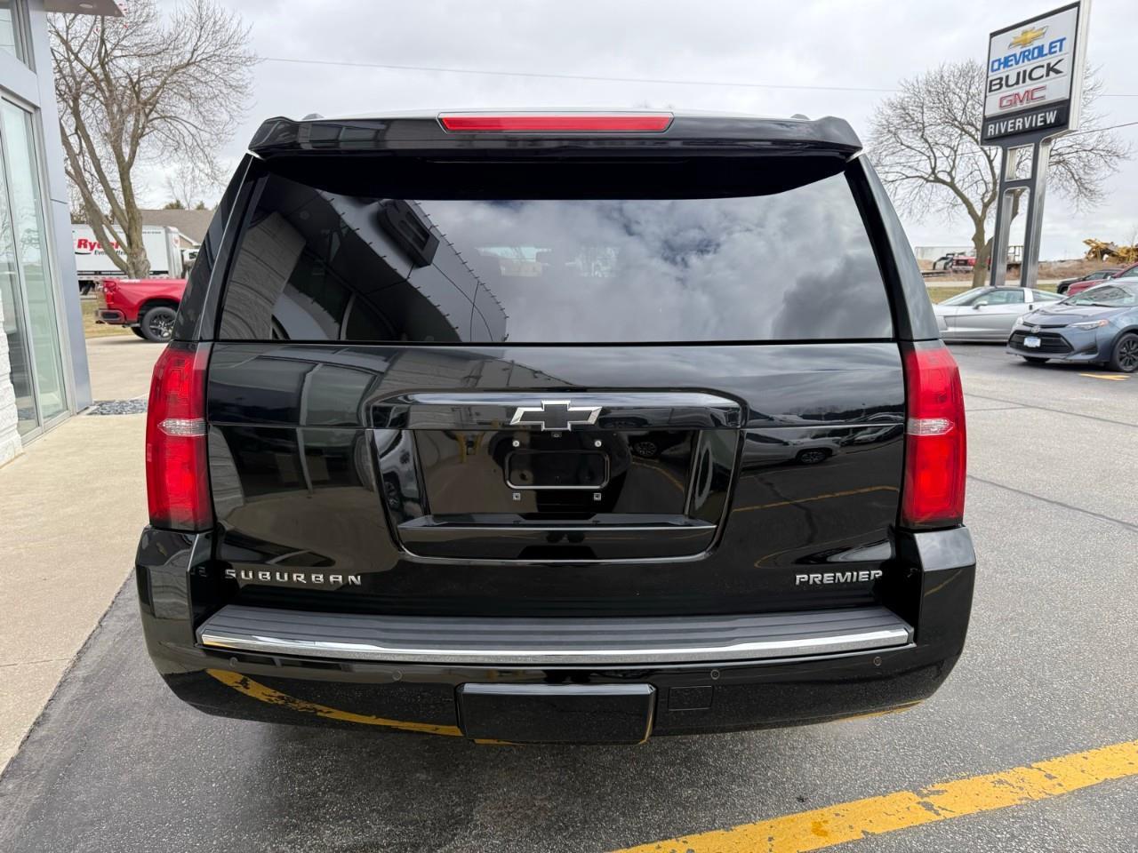 2019 Chevrolet Suburban Premier 4x4 Photo