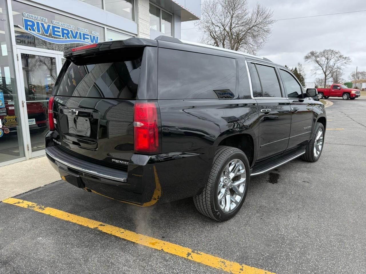 2019 Chevrolet Suburban Premier 4x4 Photo